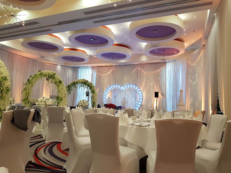 Full Room Draping at Carlton Hotel